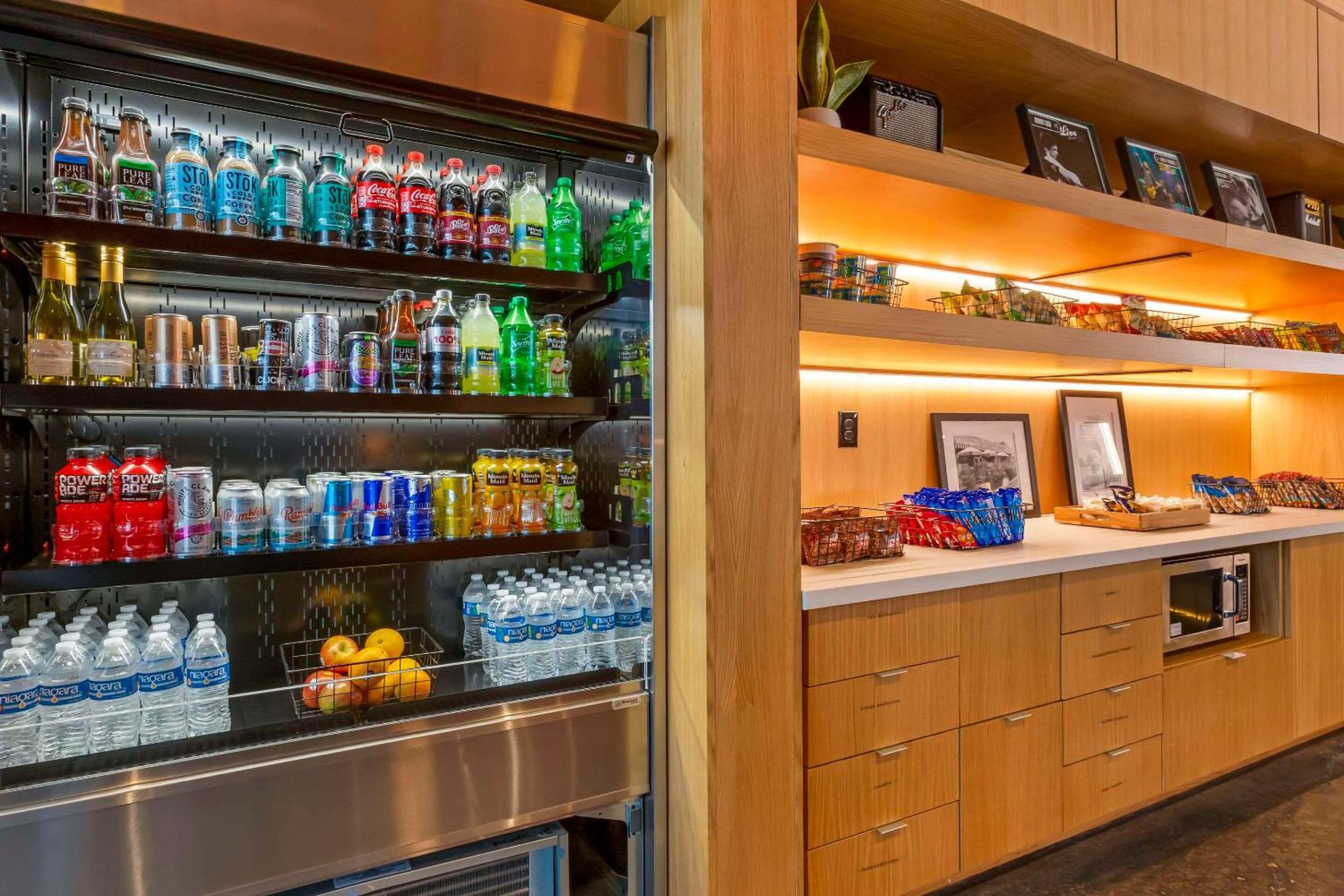 Cambria Hotel Austin Airport 외부 사진