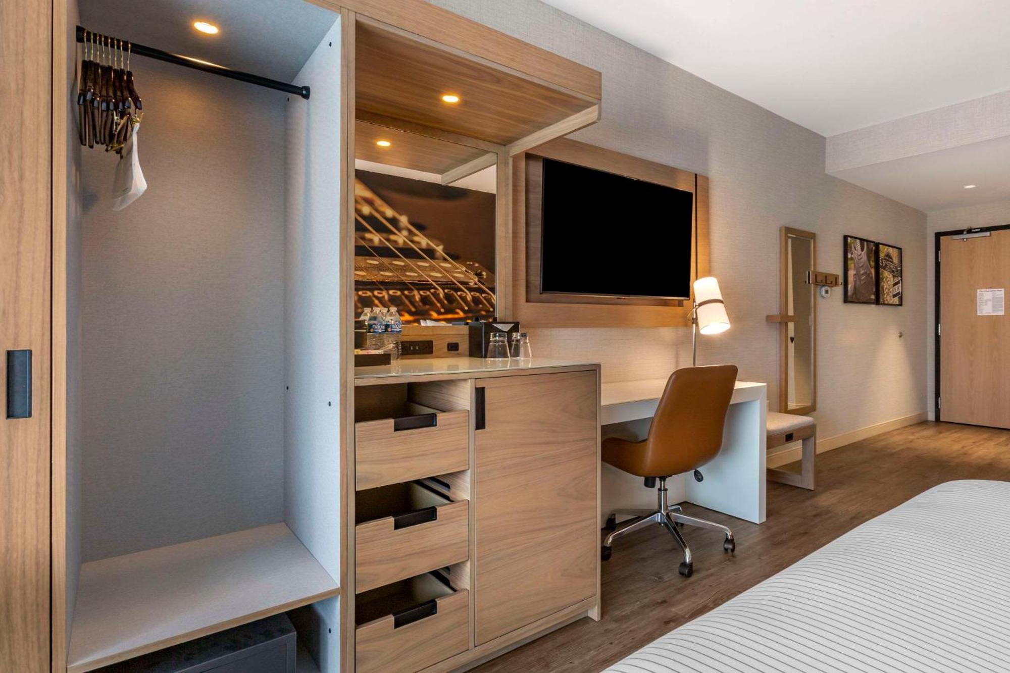Cambria Hotel Austin Airport 외부 사진