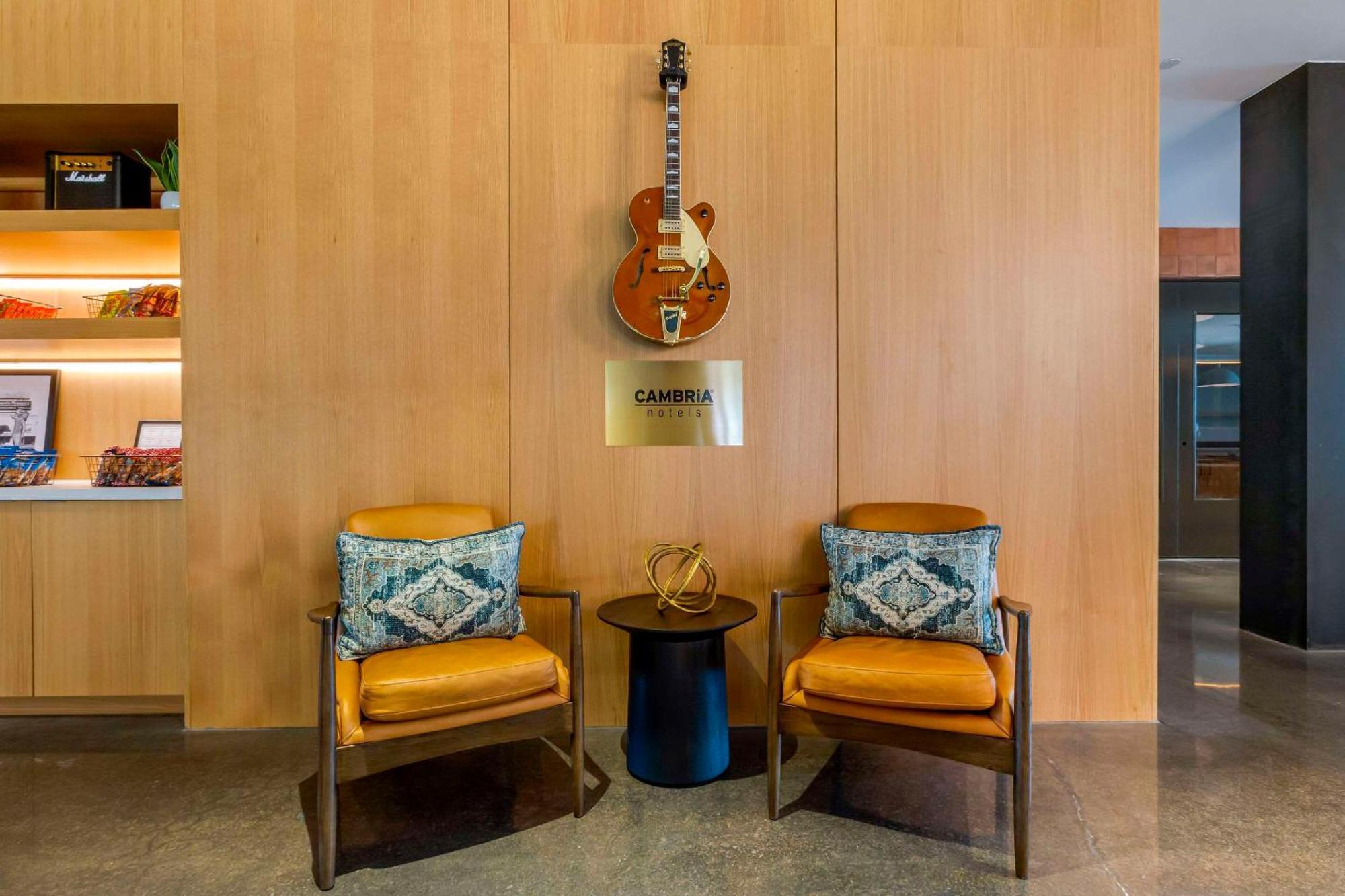 Cambria Hotel Austin Airport 외부 사진
